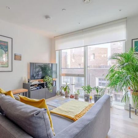 Superb 1 Bedroom Apartment 3Mins From Tube Station Лондон Экстерьер фото